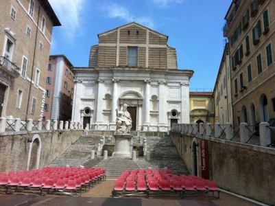 ANCONA - Piazza-del-plebiscito